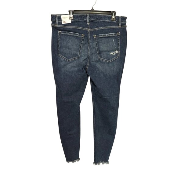 Lane Bryant Signature Fit Skinny Jeans Mid-Rise Flex Magic Waistband Size 18 - Picture 2 of 8